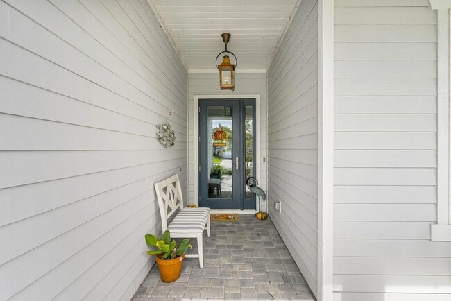 Photo - 119 Anastasia Cir