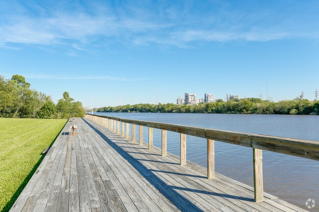 Fishing Piers - Watermark at Baytown