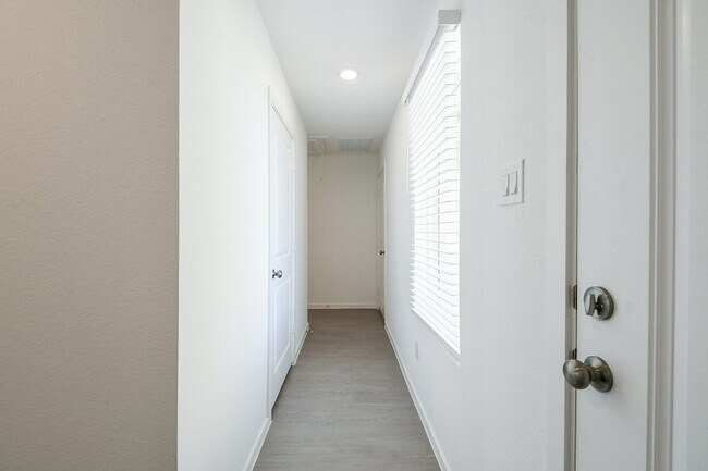 Photo - 6871 Flowering Ginger Ln