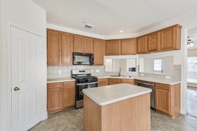 Photo - 7 Heron Hollow Ct