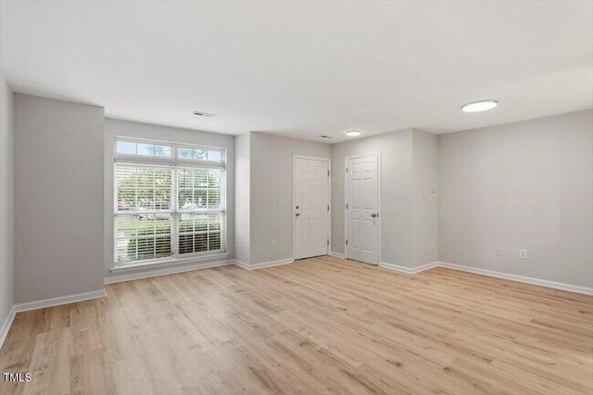 Photo - 8600 Neuse Landing Ln Unit 106