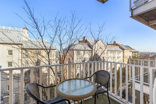 Photo - 207 Shearwater Ct W