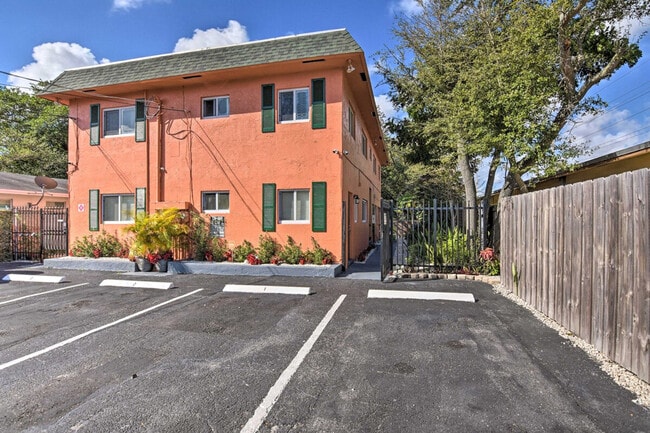 Photo - 441 NW 7th Terrace Unit SI ID1307122P