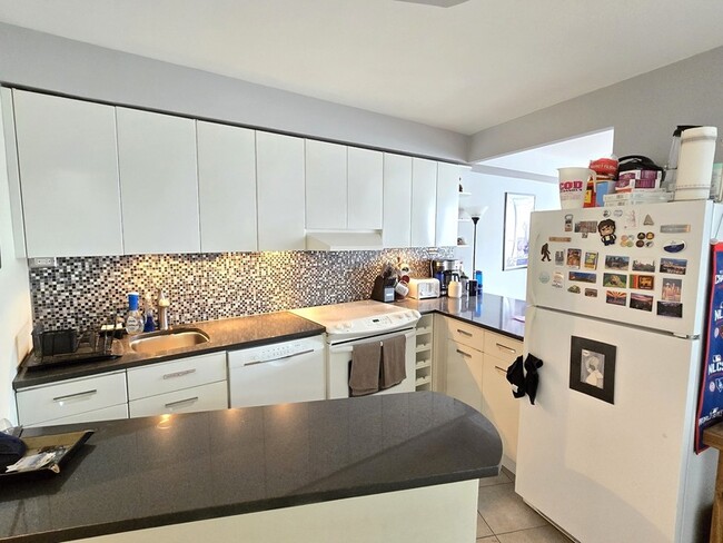 Photo - 300 N State St Unit 3909