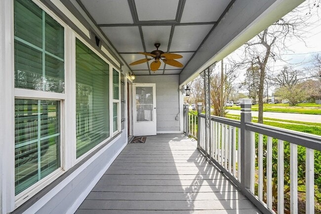 Photo - 416 N Houston Ave