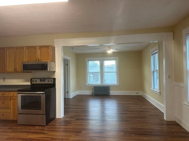 Photo - 34 Maple St Unit 2