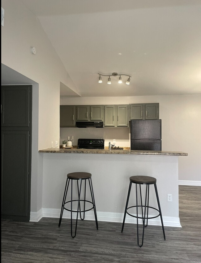 Photo - Landings on 6th