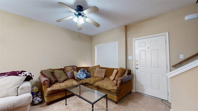 Photo - 301 Nimitz St