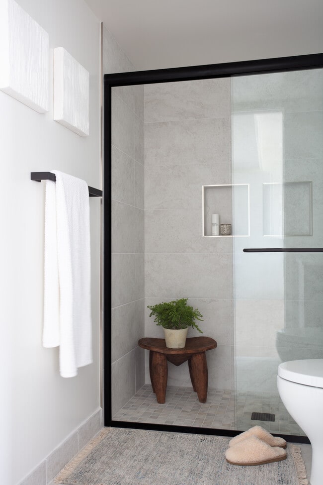 Photo - Centinela by Category