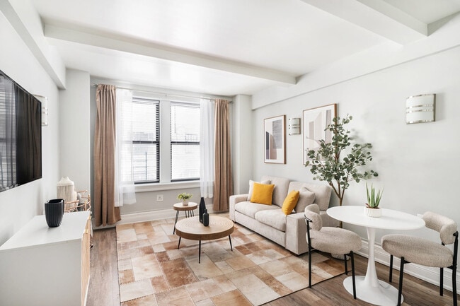 Building Photo - 240 W 73rd St Unit FL4-ID1022051P