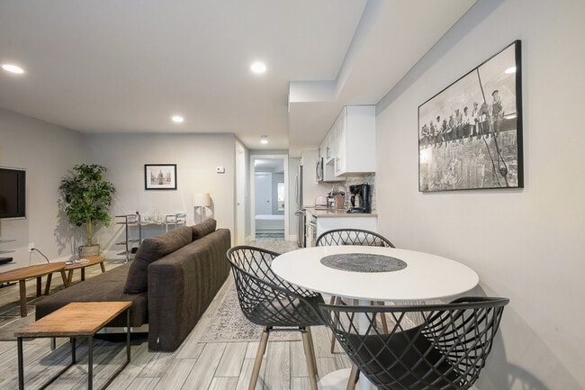 Photo - 1723 Willard St NW Unit SI ID1587681P