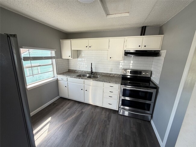 Photo - 5616 Avenue R Unit 2