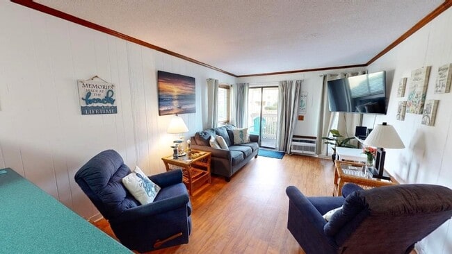 Photo - 9660 Shore Dr