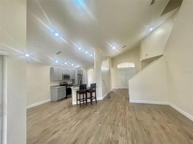 Photo - 110 Winchester Ln