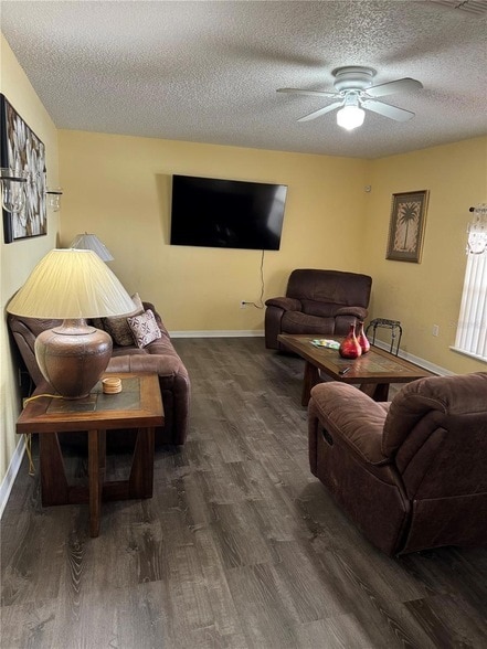 Photo - 108 Milford St