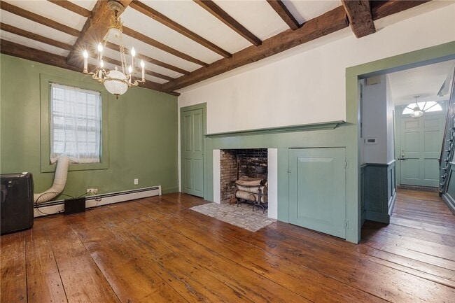 Photo - 73 Thames St