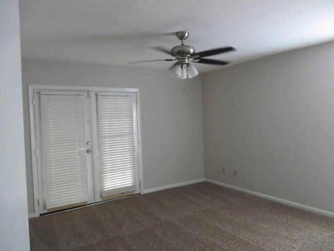 Photo - 3700 W Clay St Unit 244