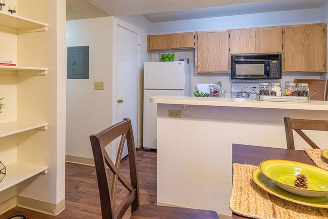 Photo - Ridgepointe Apartments