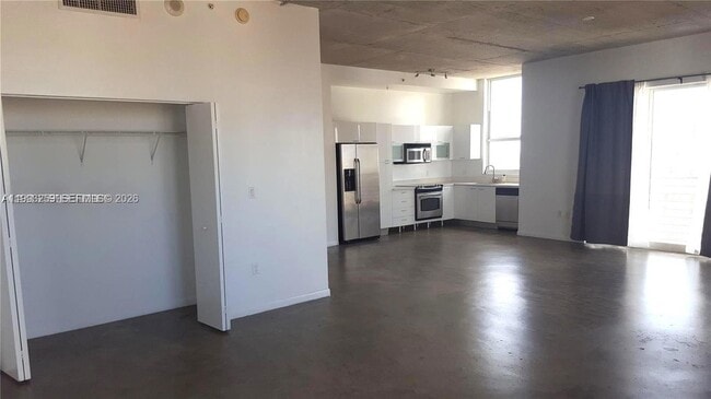 Photo - 133 NE 2nd Ave Unit 2013