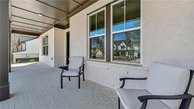 Photo - 512 Cedar Crest Cir