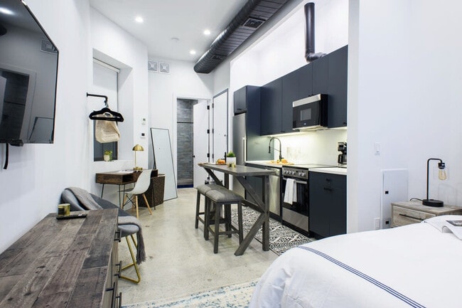 Building Photo - 77 E 3rd St Unit ID1021859P