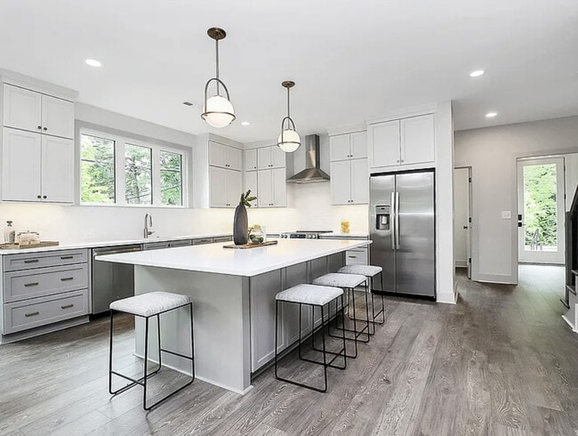 Building Photo - Arnold Drive