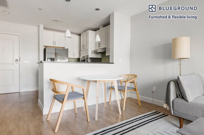 Photo - 33 Rogers St Unit FL2-ID1156