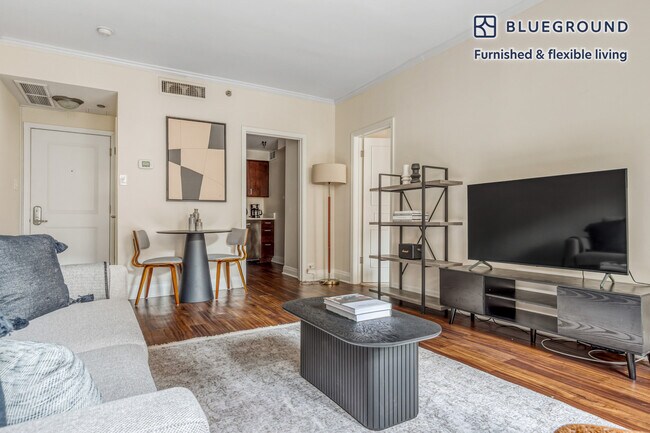 Photo - 200 E Chestnut St Unit SI FL9-ID621