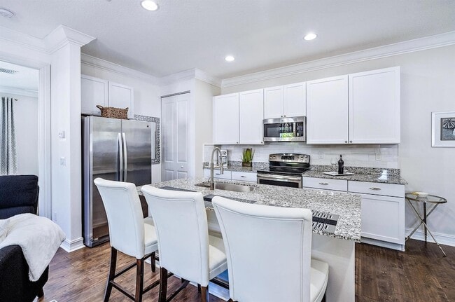 Photo - 148 Botanica Dr