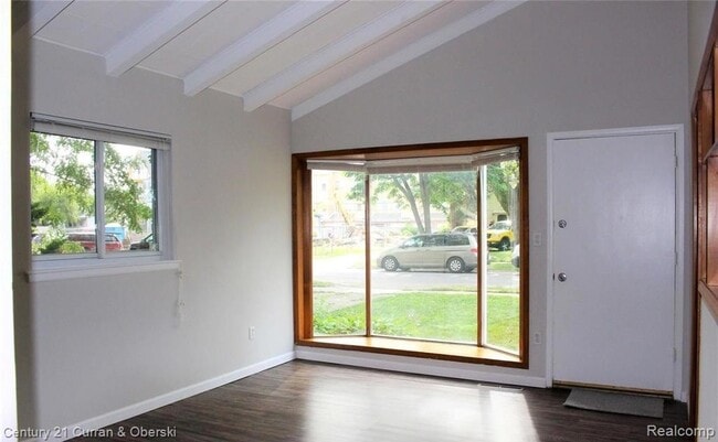 Photo - 3350 McDowell St