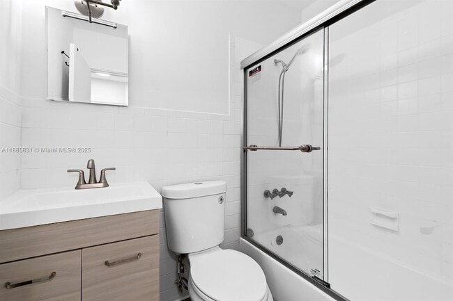 Photo - 1109 NE 6th Ave Unit 3