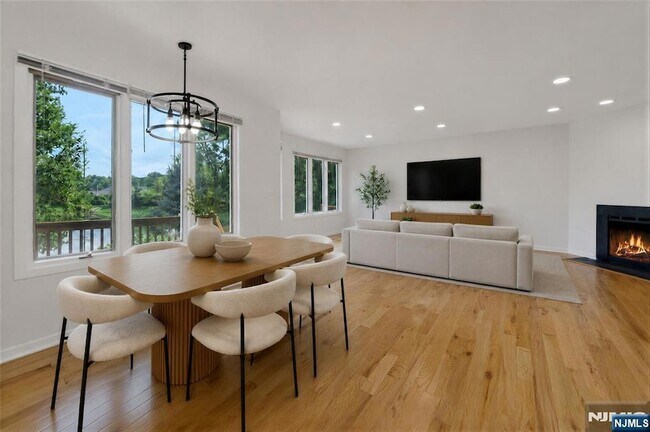 Photo - 35 Reagan Way Unit 635B