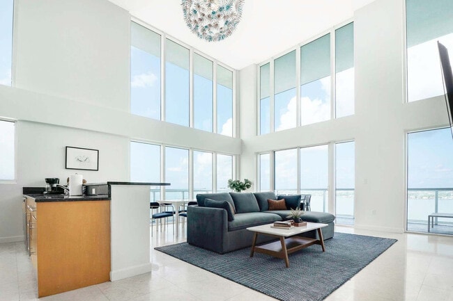 Building Photo - 7939 East Dr Unit ID1272357P