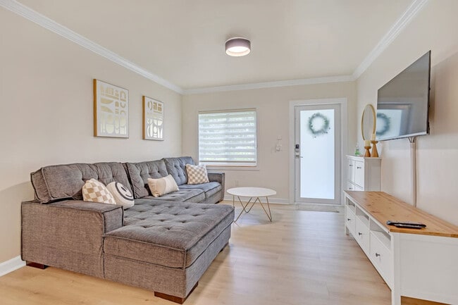 Building Photo - 571 Lee Dr Unit ID1234543P