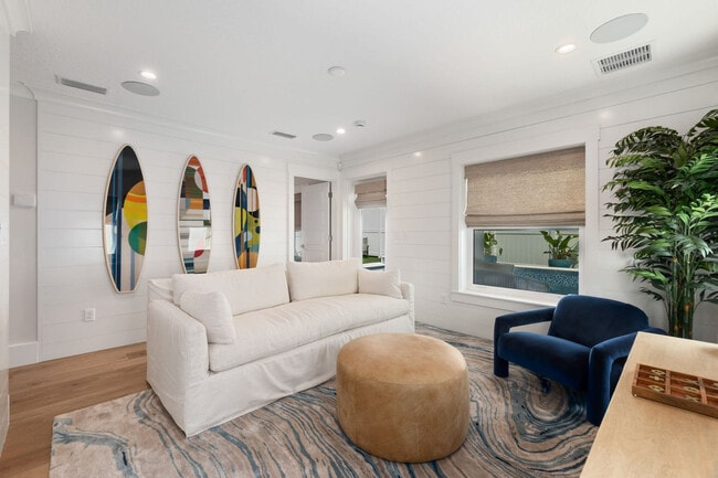 Photo - 16 5th St Unit ID1281976P