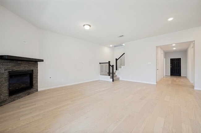 Photo - 3437 Loftwood Ln