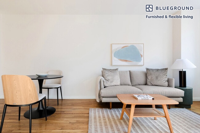 Photo - 120 W 21st St Unit FL5-ID2180