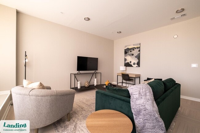 Photo - 600 19th St N Unit 604.1407325