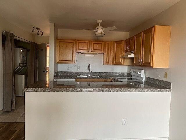 Building Photo - 3740 Lower Honoapiilani Rd Unit E301