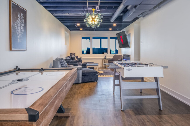 Photo - 184 Grand Ave Unit ID1374785P