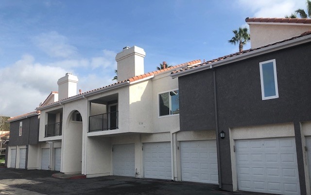 Photo - Laguna Gardens Apts.