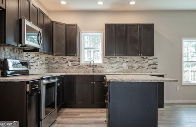 Photo - 2446 Remington Dr