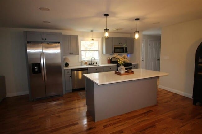 Photo - 4 Ferland Dr