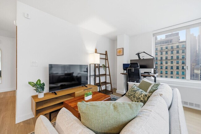 Photo - 68 W 37th St Unit SI FL16-ID1325000P