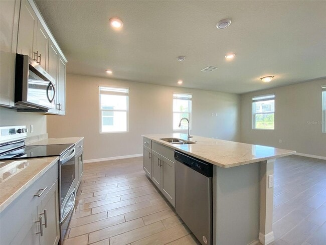 Photo - 755 Legacy Dr