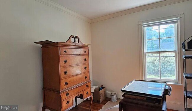 Photo - 1195 Westbourne Rd