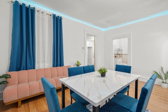 Photo - 21 Lord Ave Unit ID1290853P