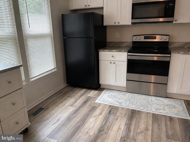 Photo - 11013 Barton Hill Ct