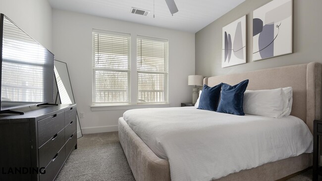 Photo - 5209 Craftsman Dr Unit 600-407