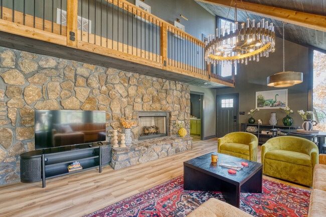 Photo - 1780 N Walnut Ave Unit ID1363339P